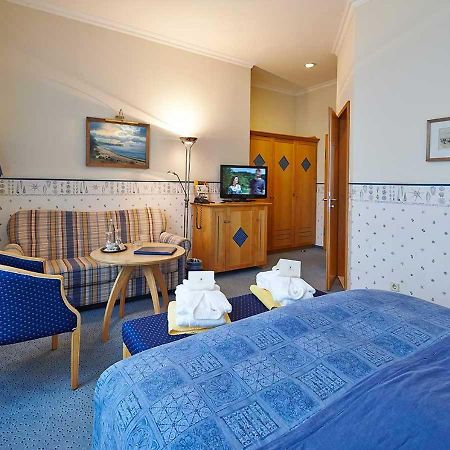 Inselhotel Vierjahreszeiten ボルクム エクステリア 写真
