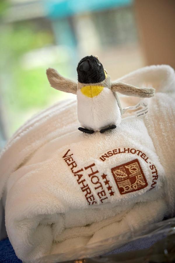 Inselhotel Vierjahreszeiten ボルクム エクステリア 写真